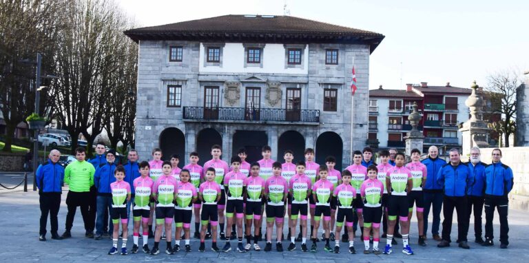 2026 URTEKO TALDE ARGAZKIA